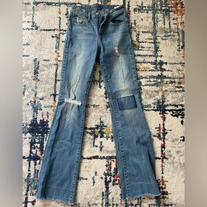 Levi’s raw hem size 25